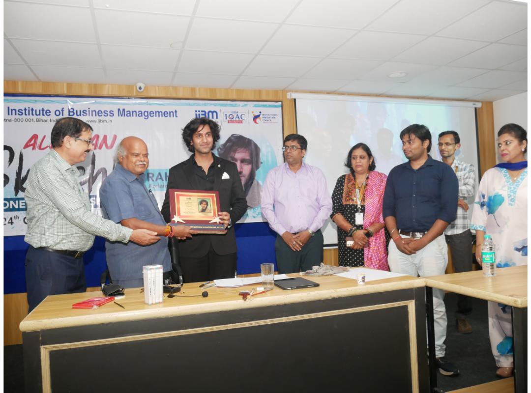 Rahul Soni Conducts “All Can Sketch” Workshop for PGDM, BBA, BCA & MAMC Students at IIBM and ZHI Patna